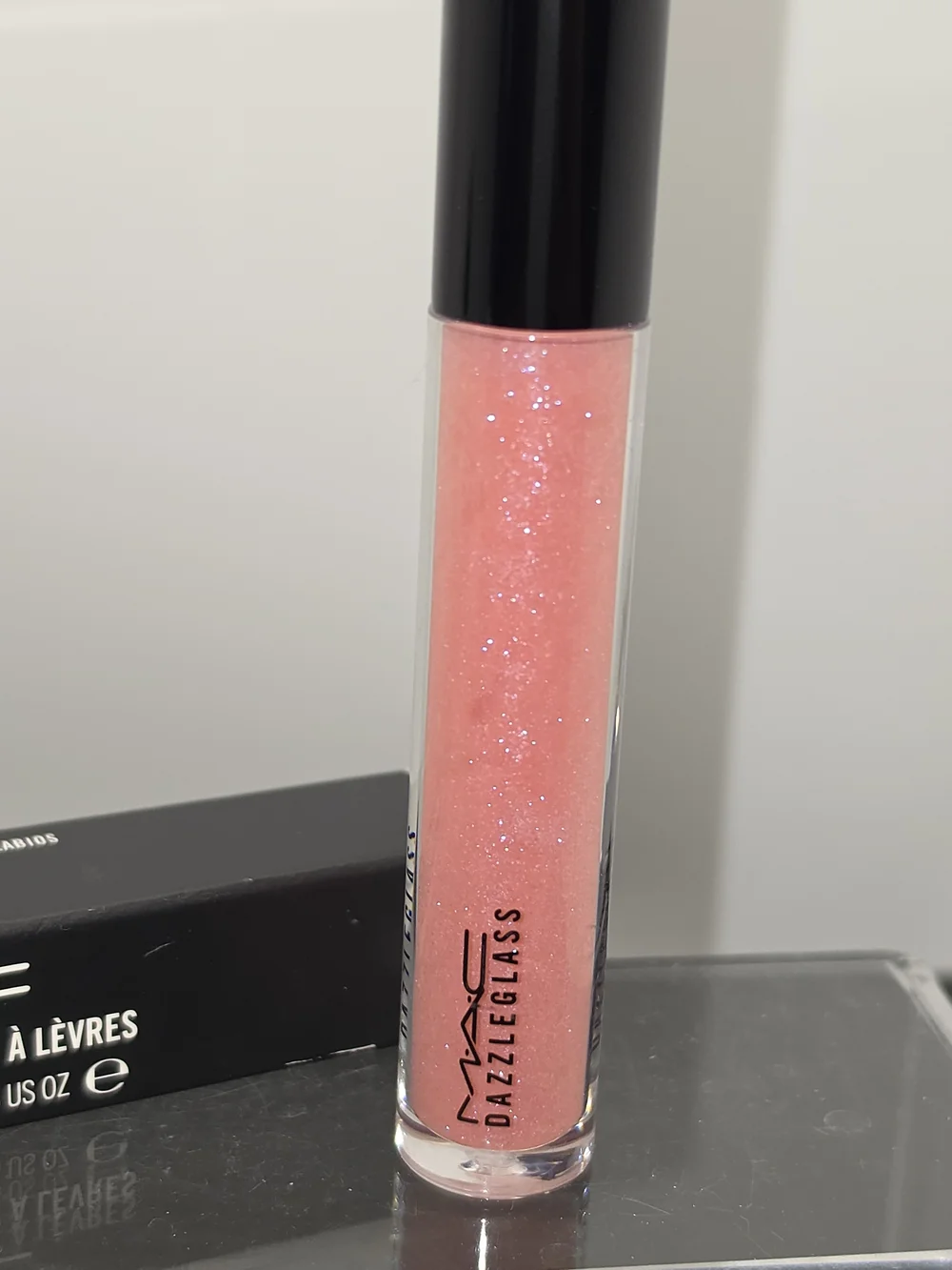 DISCONTINUED MAC Cosmetics Dazzleglass Lip Gloss! **BNIB!**